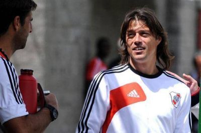 En su partido 60 como DT de River, Almeyda vuelve a cambiar para buscar su equipo ideal