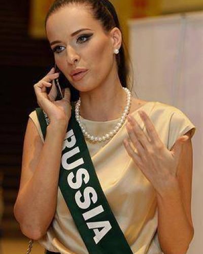 La bella Miss Rusia que enfrenta al poderoso Vladimir Putin