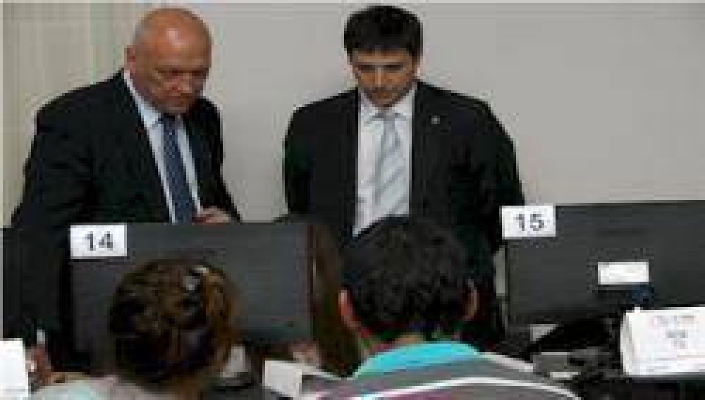 �Hay unos 4.700 pre-inscriptos�