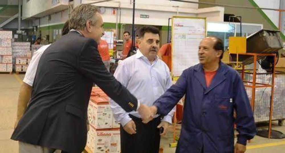 Rossi: �Las industrias de la regi�n crecen por el modelo nacional�
