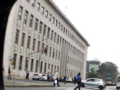 El juez suspendido hizo 56 movimientos sospechosos por un mill�n de pesos