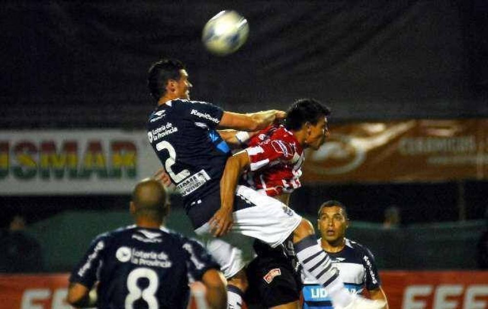 Instituto igual� sin goles con Gimnasia en La Plata