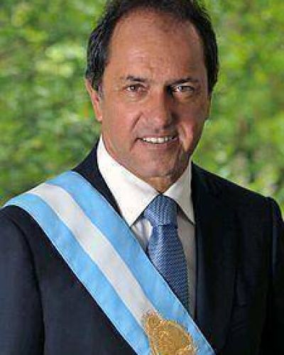 Scioli da nuevos pasos hacia 2015