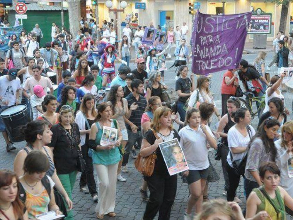 La marcha por Johana pas� por Ciudad y convoc� a m�s de 500 personas