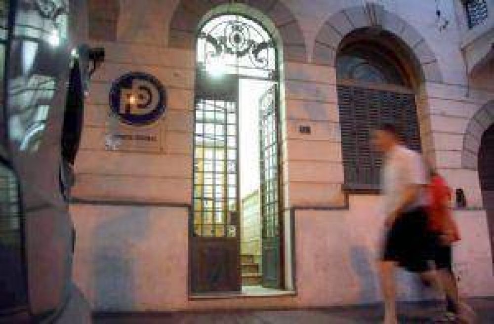Embargan la sede del PD por un juicio que perdi�