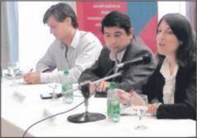 J�venes del NEA se reunieron para plantear los desaf�os de la inclusi�n social