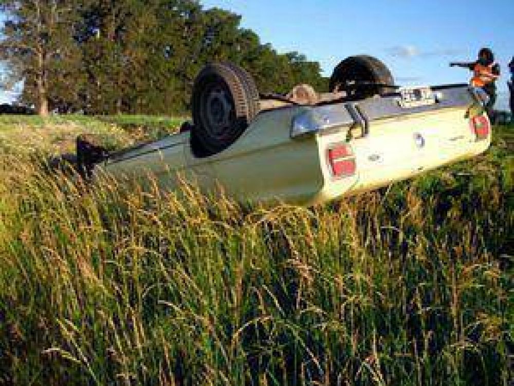 Volc� un auto en la Ruta 5 