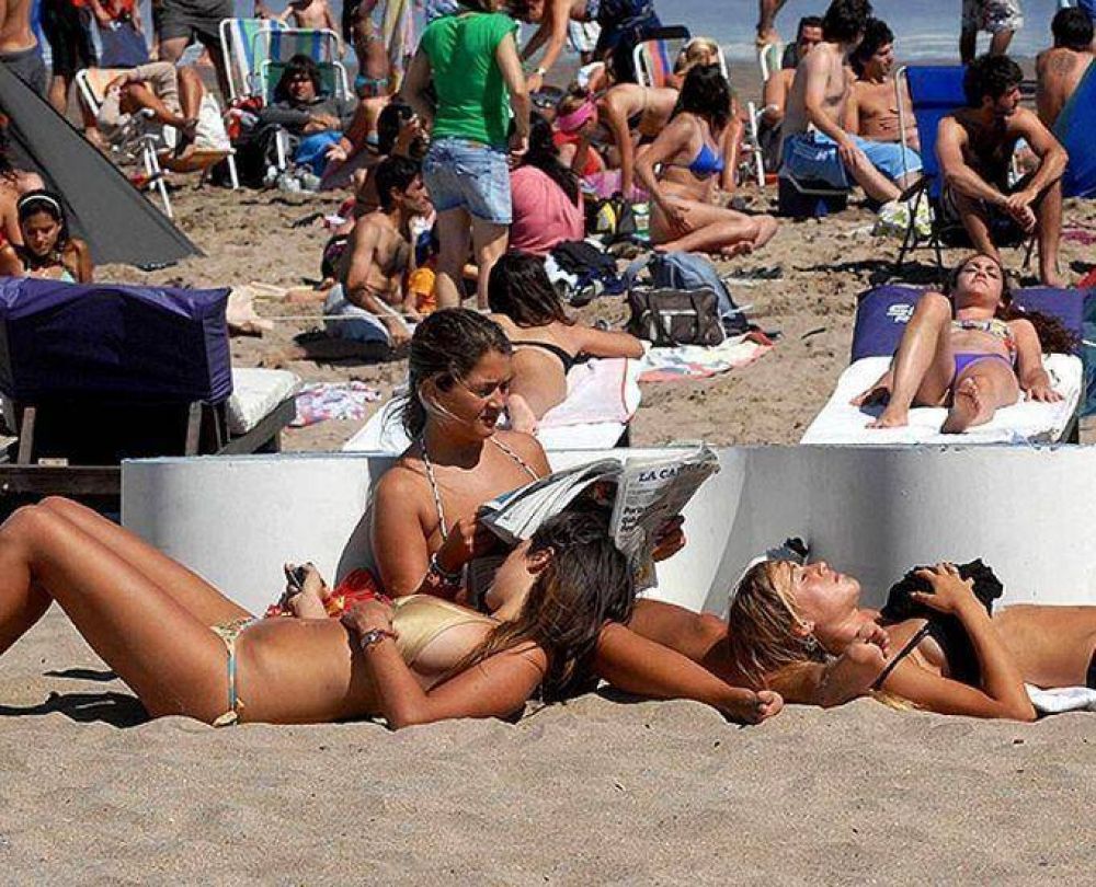  Casi un mill�n de argentinos viajar� este fin de semana largo a destinos de todo el pa�s