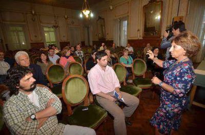 Se realiz� una reuni�n explicativa sobre los trabajos realizados en el viaje a Pau