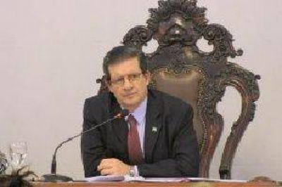 Colombi y Rub�n pegaron duro en contra del proyecto de intervenci�n