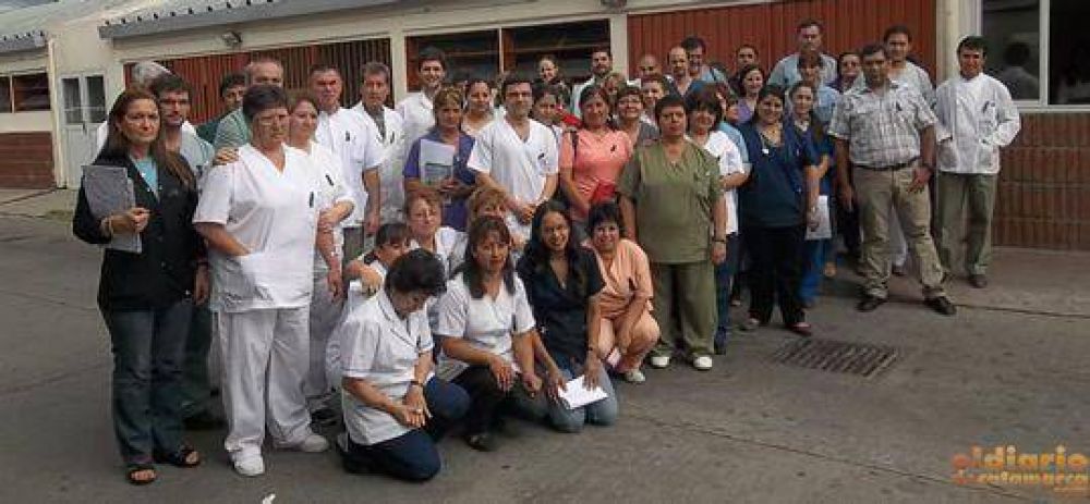 Personal m�dico y auxiliares del San Juan realizaron sentada