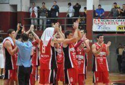  Independiente volvi� al triunfo exponiendo una clara superioridad ante Uni�n Vecinal