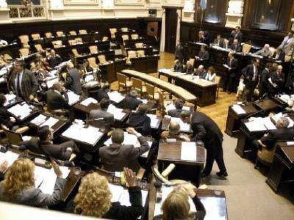 MANINO IRIART: A FAVOR DE LA PARTICIPACI�N DE LOS J�VENES