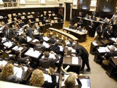 MANINO IRIART: A FAVOR DE LA PARTICIPACI�N DE LOS J�VENES
