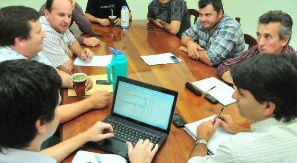 Gobierno explic� a la Fechaco y la FAA la reforma tributaria