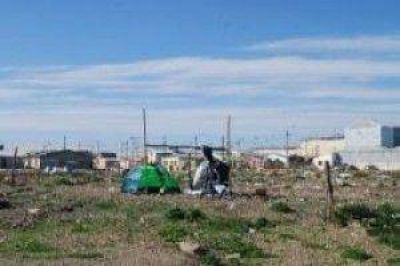 Vecinos usurpar�an varios terrenos en R�o Grande
