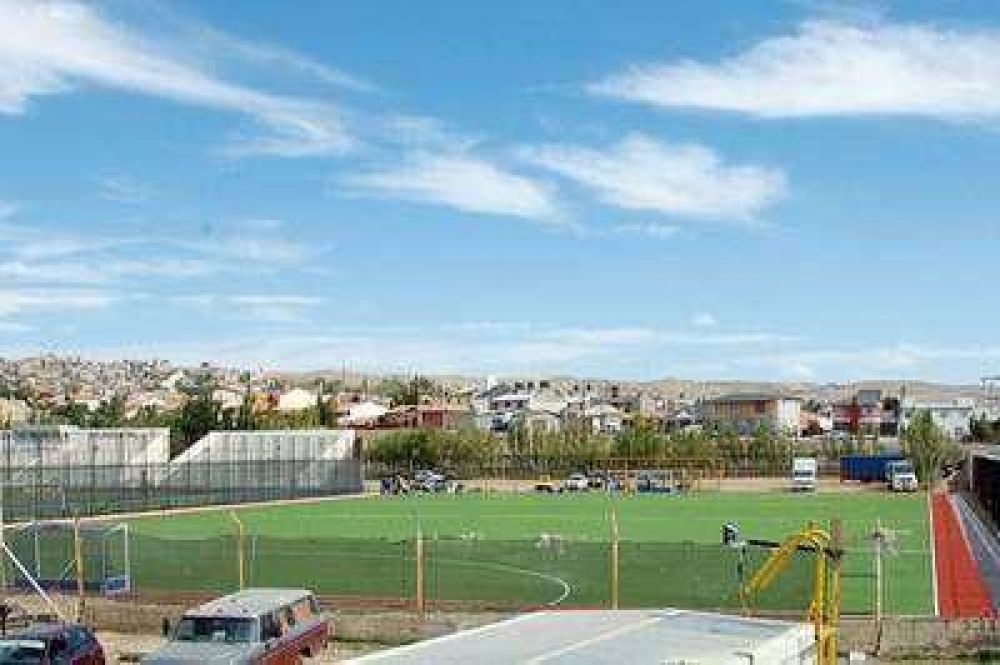Caleta Olivia inaugura hoy su cancha de hockey sint�tico