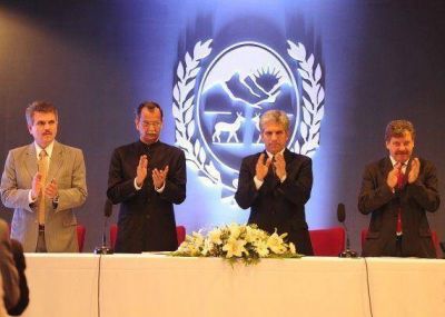 El Gobierno afianza las relaciones comerciales con la India