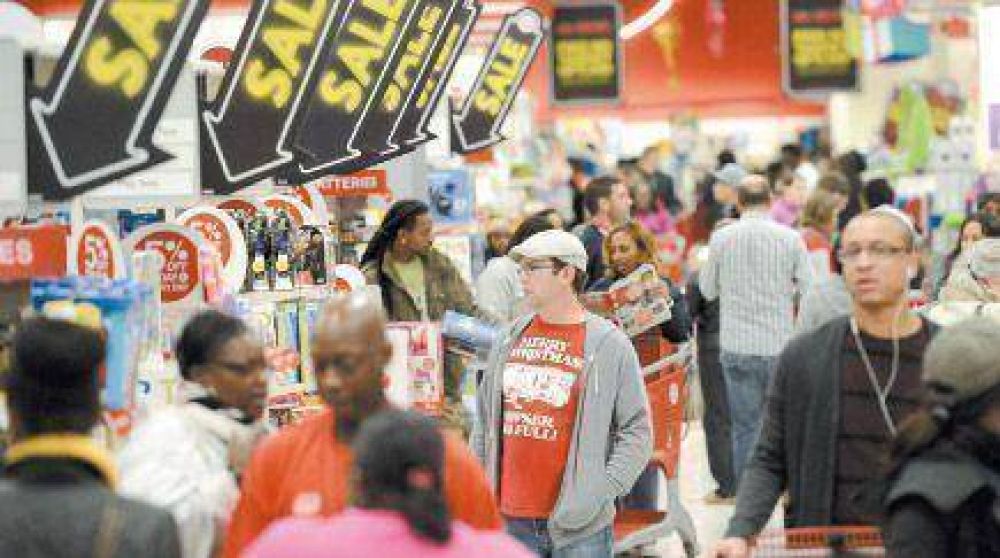 Arrasaron las tiendas por las ofertas del "Viernes Negro" en Estados Unidos
