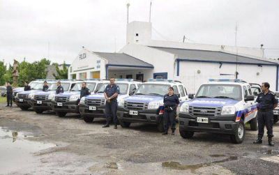 El Municipio entreg� 8 nuevos m�viles a la Polic�a Distrital 