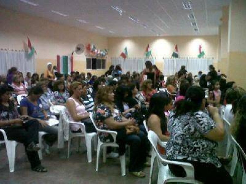 700 mujeres del Frente Civico y Social se congregaron en Piedra Blanca