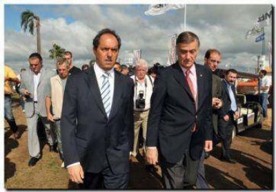 Binner le pone fichas a Scioli 2015