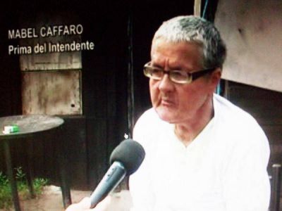 Es prima del Intendente, pero vive en la extrema pobreza