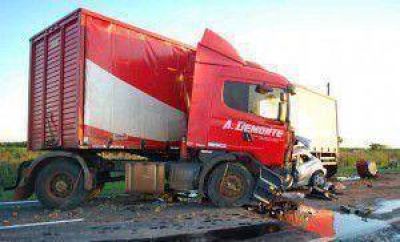 Choque y muerte de 4 personas en la ruta 11 a la altura de Mansilla