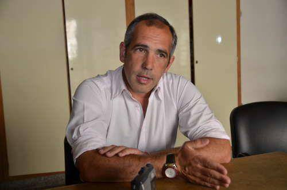 UCR: PRAT REELECTO
