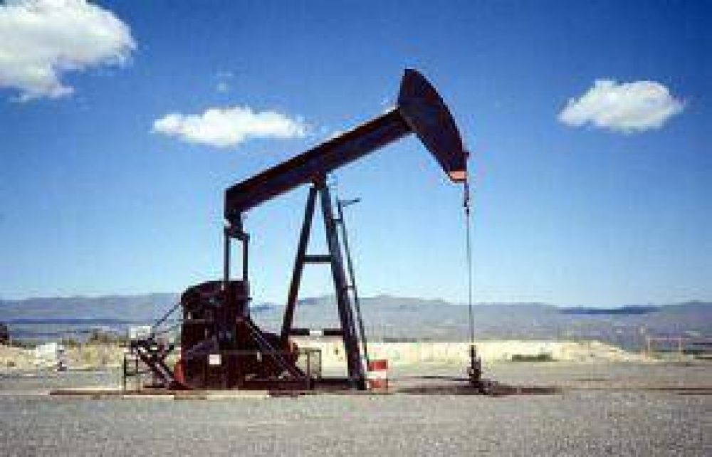La estatizaci�n de YPF no logra frenar a�n la ca�da de la producci�n