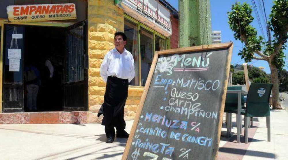Chile invita, pero casi nadie recibe pesos argentinos