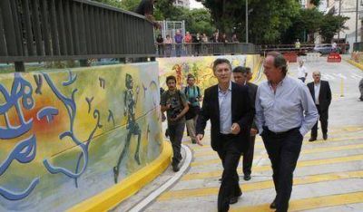 Inauguraron paso a nivel en N��ez