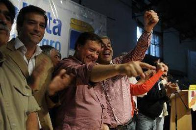 Weretilneck neg� personalismo y exhibi� poder