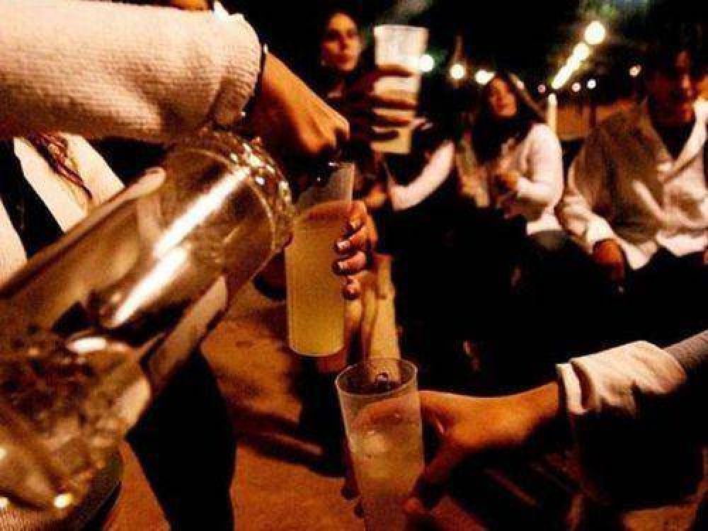 El alcoholismo: un fen�meno �normal� entre los adolescentes argentinos