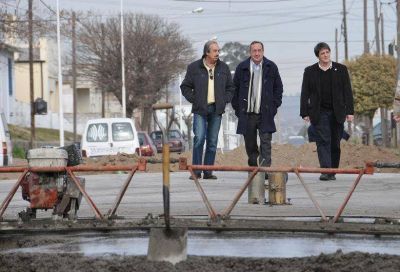 El intendente Lunghi destac� los avances en obra p�blica durante el a�o 2012