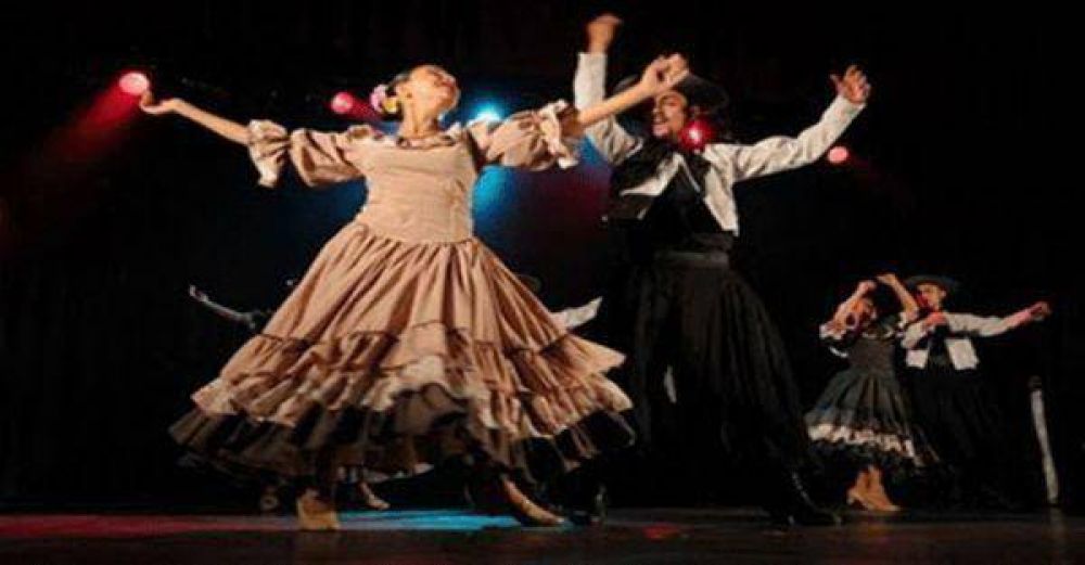 �Este domingo celebramos 41 a�os de la Asociaci�n Folcl�rica Riojana�