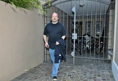 Sabbatella: "Tengo Cablevisi�n pero el 8D lo desconecto si no cumple la ley"