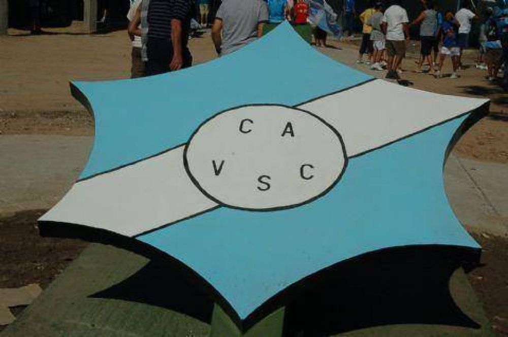 San Carlos empat� de visitante