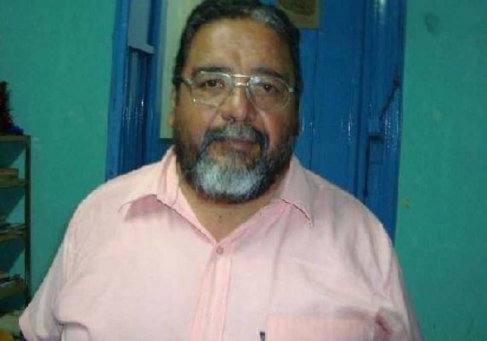 Si no hay acuerdo con Acosta, el paro docente sigue en pie 