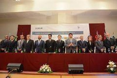 El gobernador asisti� al encuentro de la ZICOSUR 