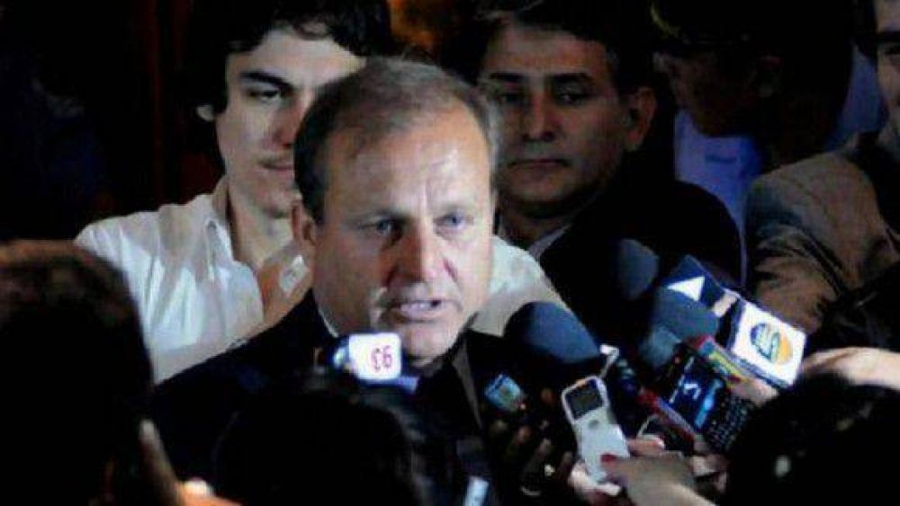 Para Cortalezzi, �es ilegal� el paro que convoc� La Bancaria en la Caja Popular  