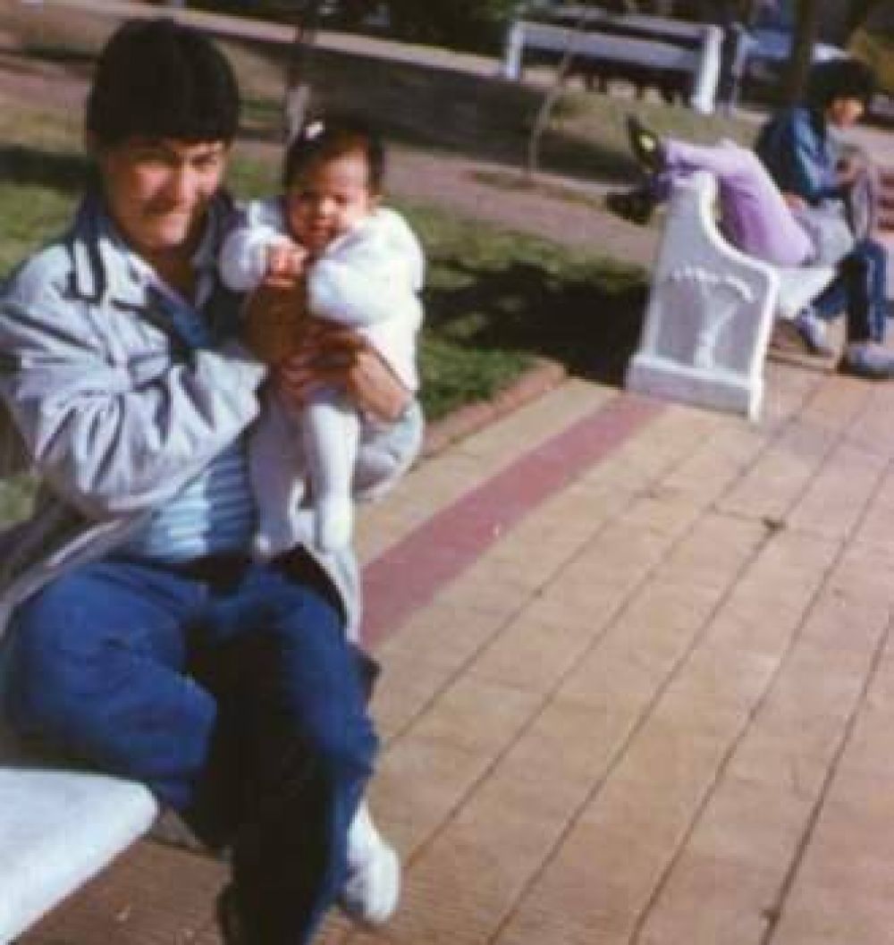 Cre� una p�gina en facebook para hallar a su padre biol�gico 
