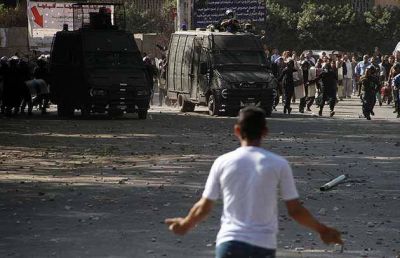 Egipto: siguen las manifestaciones contra los superpoderes de Mursi