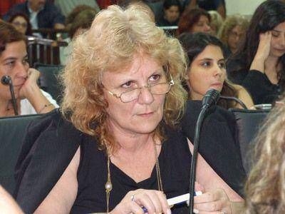 LAN�S: Para Regueira, el oficialismo se ve debilitado por el avance del massismo