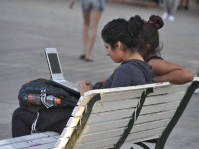 Mendoza imit� a San Juan 3 a�os despu�s con WiFi gratuito en plazas