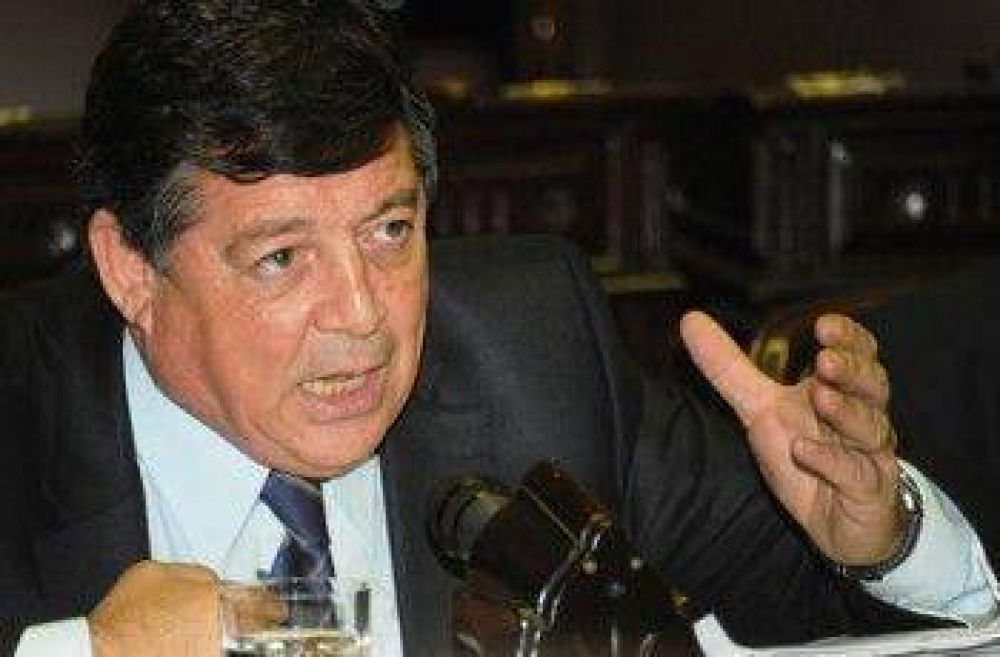 �Unir a la UCR, el FAP e Integraci�n Ciudadana ser�a lo l�gico�