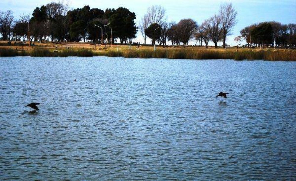 Presentan un estudio provincial sobre la laguna La Arocena 
