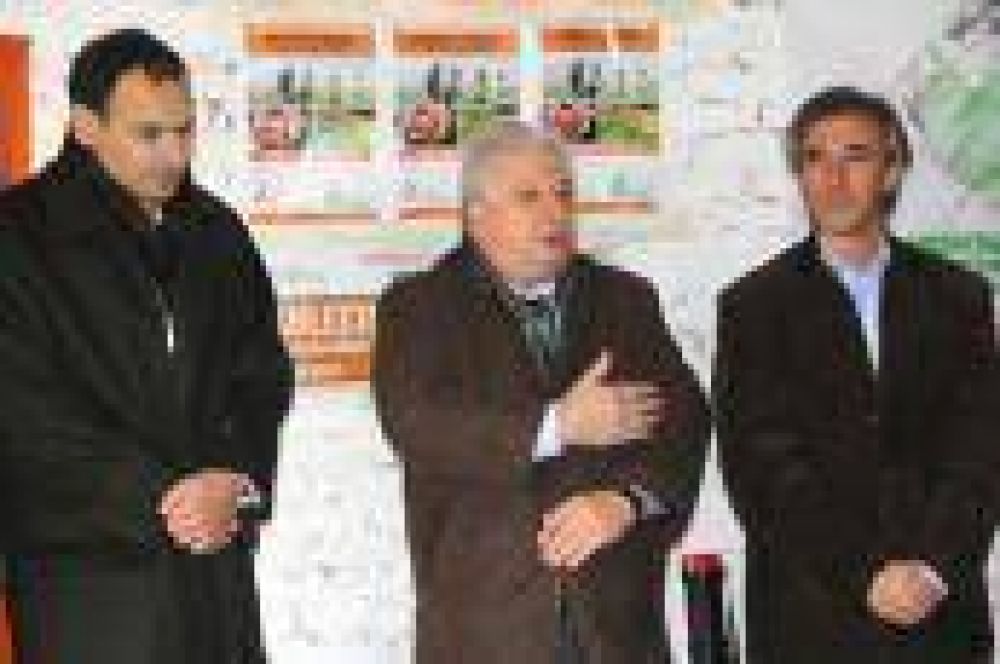 La Plata: Cuartango y Bruera lanzar�n una campa�a de prevenci�n y concientizaci�n en campos frutihort�colas