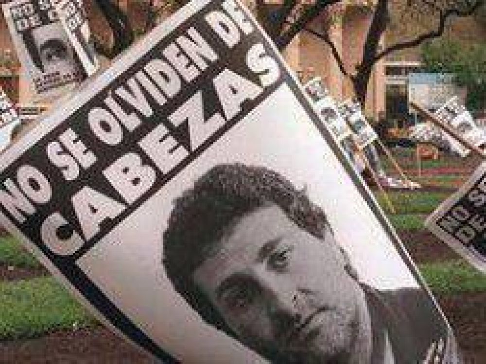 Acto homenaje a la memoria de Jos� Luis Cabezas en La Plata