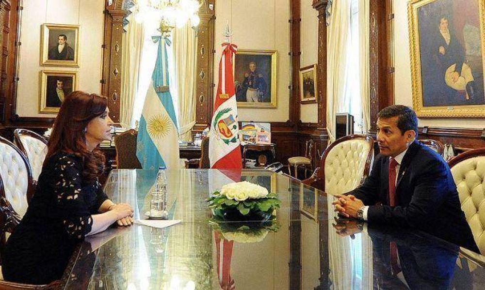 Cristina anunci� que plantear� el tema de la deuda soberana en la cumbre de la Unasur